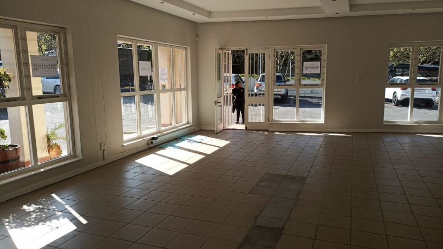 To Let commercial Property for Rent in Hout Bay Western Cape